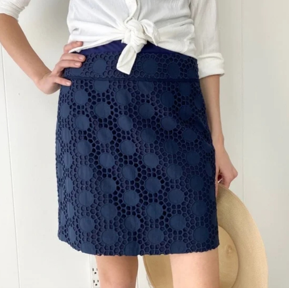 Vineyard vines Navy Ellie Eyelet mini skirt